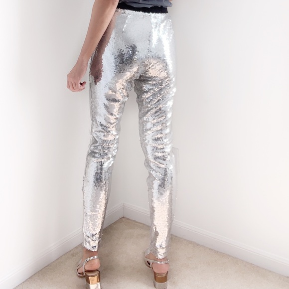 CHICBOMB - Picture 3 of 8